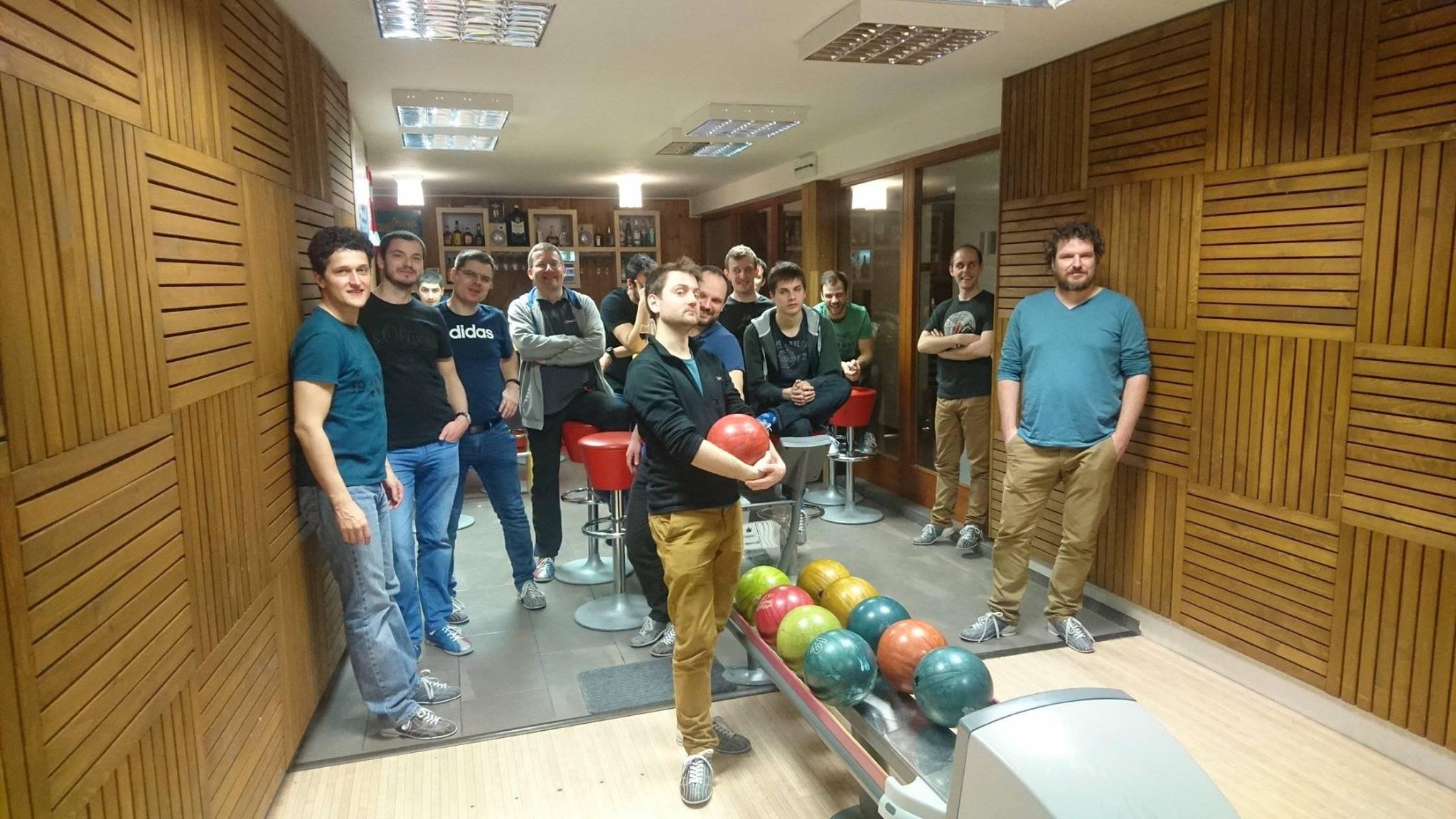 Innovatrics Teambuilding - bowling session
