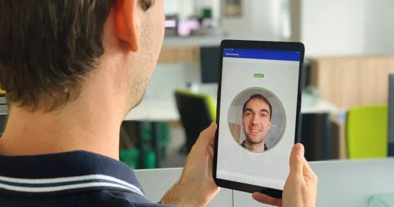 Peter Molcany tries out our Liveness Check